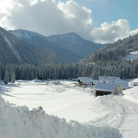 Le 4 - Numero 4 * Le Grand-Bornand